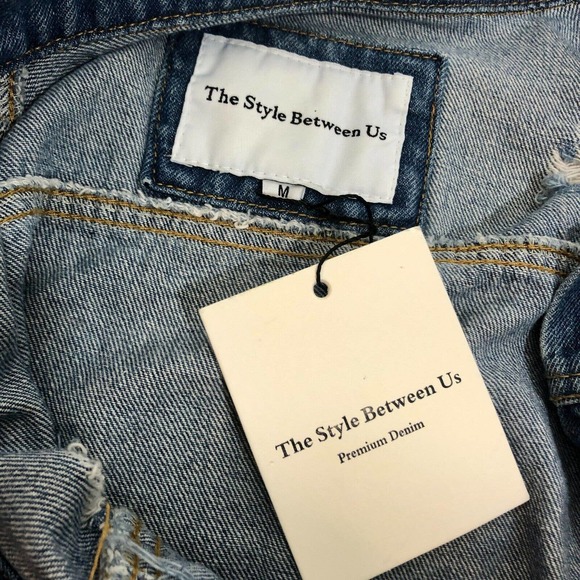 Boho Denim Jacket Graphic Distressed Size M - Picture 2 of 9